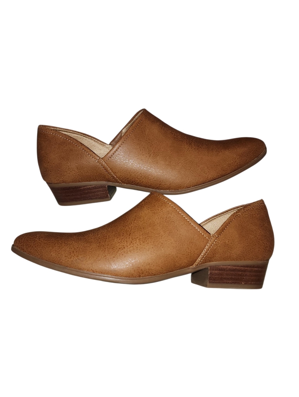 NATURALIZER Comfort Cushioned Non-Slip Carlyn Pointed Toe Block Heel | Size 8M